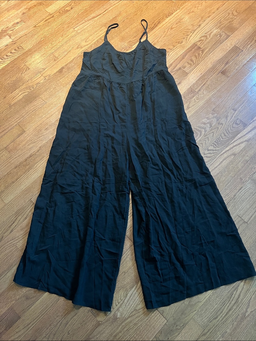 Mittoshop XL black jumpsuit wide legs with pockets NEW